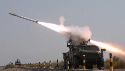 解放军终于等来了它！红旗13雪中送炭，补齐高机动部队的致命短板